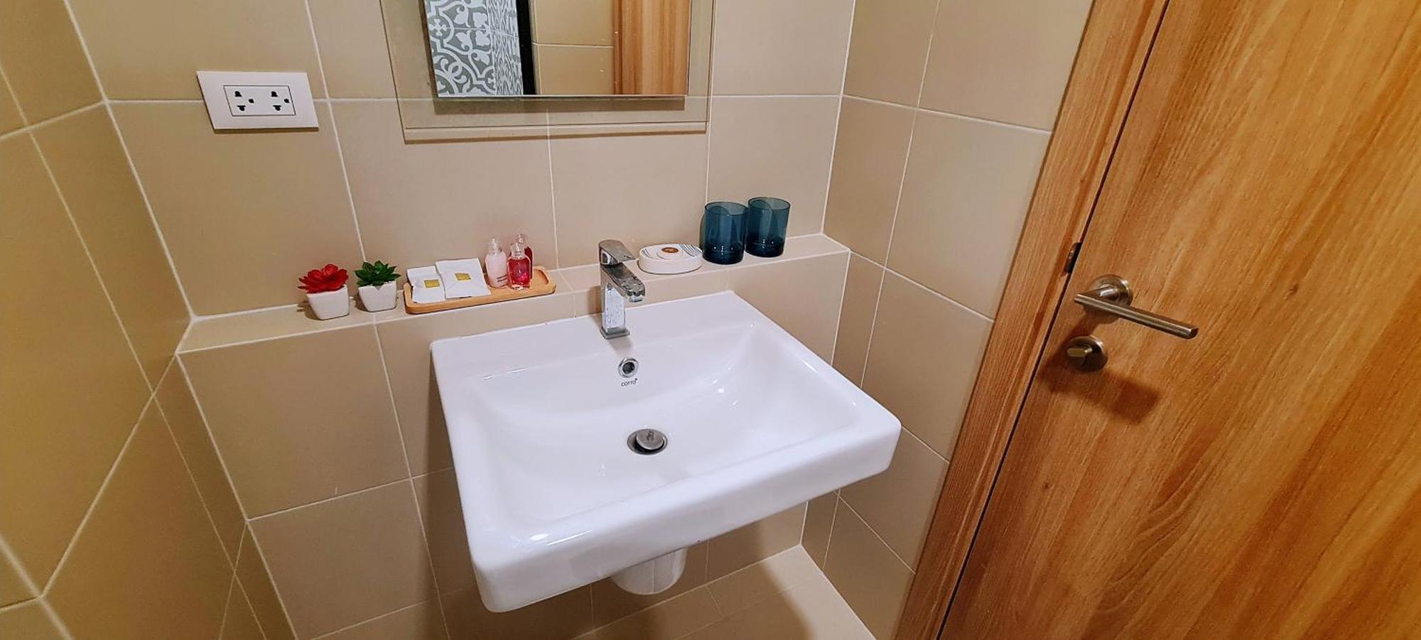 Highest Floor Close To Cicada And Tamarind Night Market Lahabana Condo หัวหิน ลาฮาบาน่า คอนโด ชั้นบนสุด ติดกับตลาดซิเคด้าและตลาดแทมมารีน Eksteriør bilde